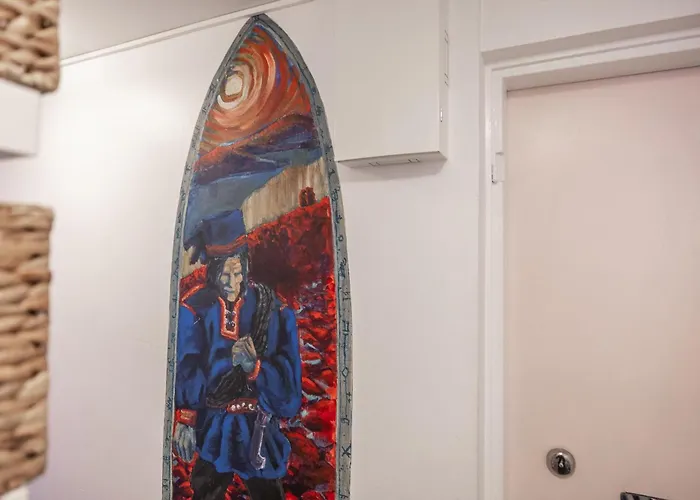 Away From Apartamento *